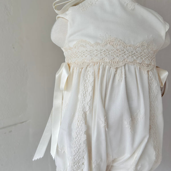 Pelele Blonda Capelina Beige