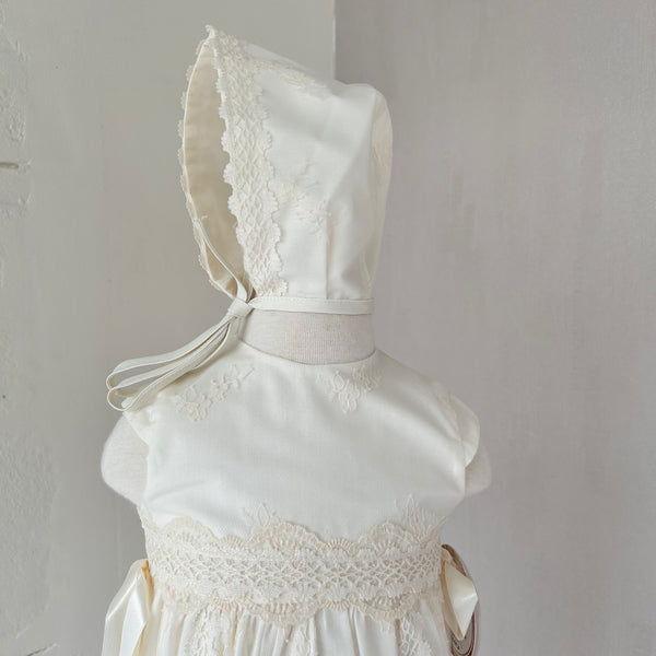 Pelele Blonda Capelina Beige