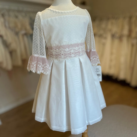Vestido Blanco Encaje Maquillaje Grande