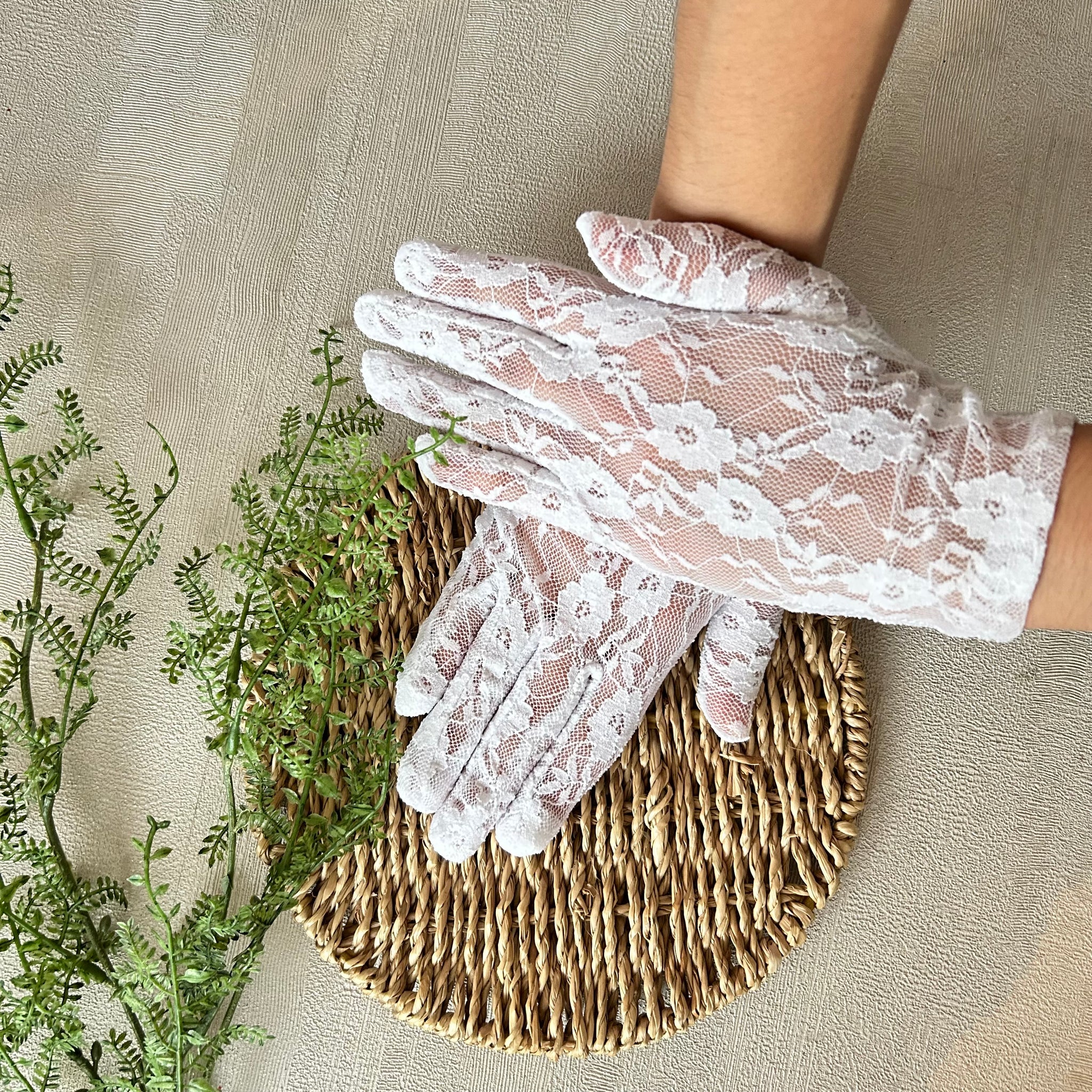 Guantes de Primera Comunión - Blanco Encaje