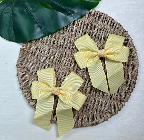 Par de Ganchos Lazos Básicos Medianos