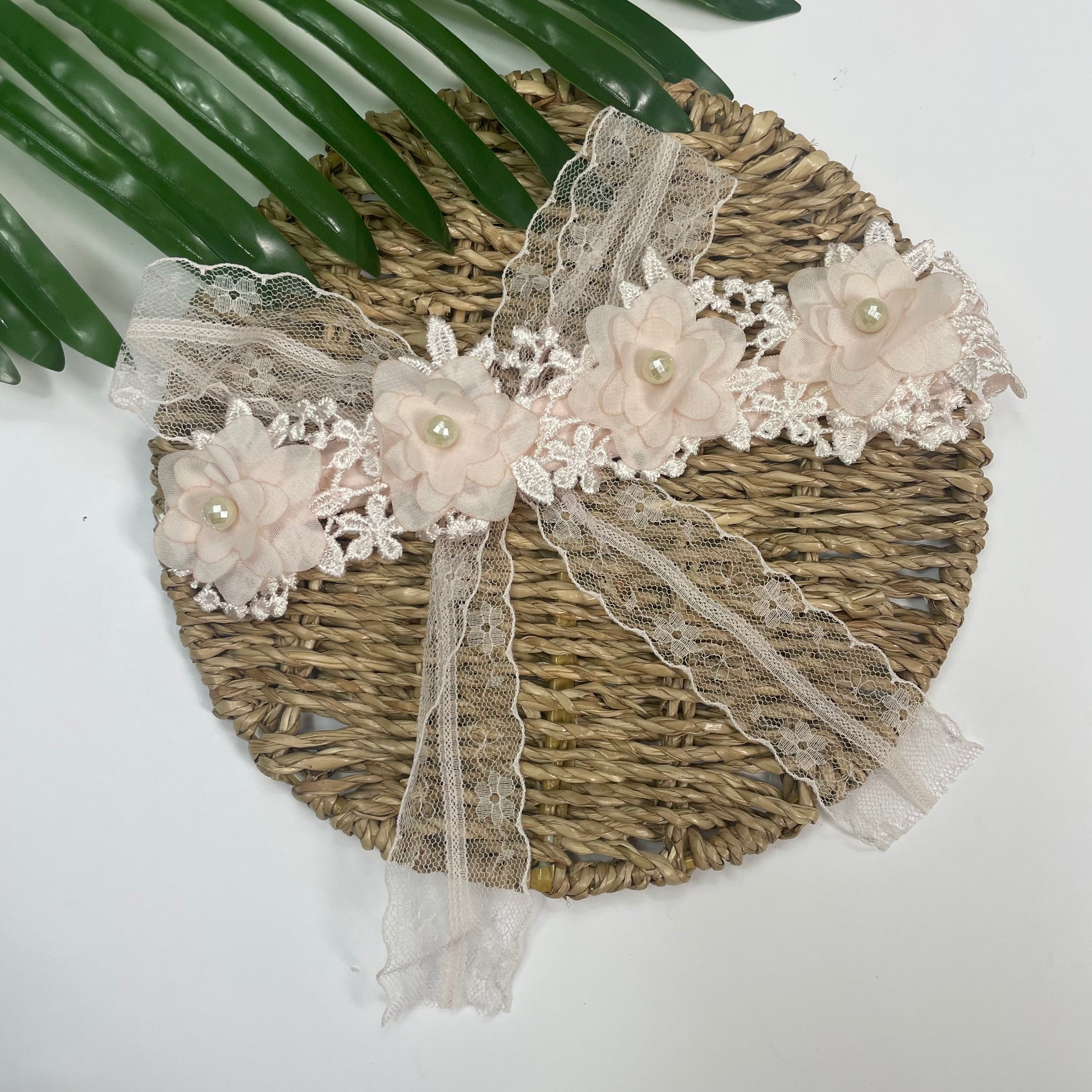 Vincha de Encaje con Flores Redondas - Rosada