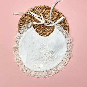 Babero Plumeti Bordado Paloma Beige