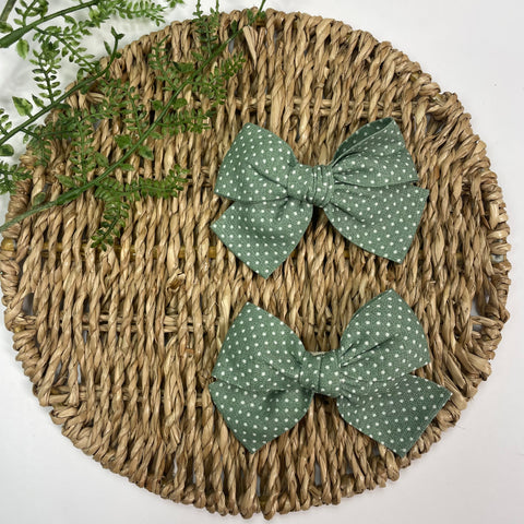 Ganchos Verde Puntos Blancos - Set de 2