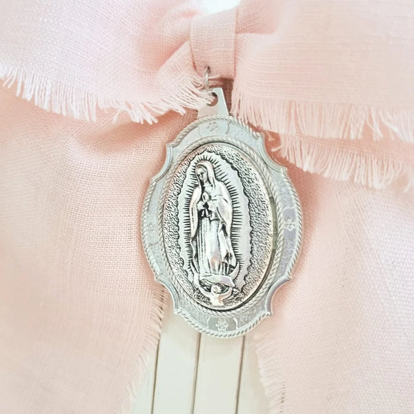 Medallón de Cuna Guadalupe - Rosado