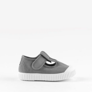 Zapatillas Gris Abiertas con Velcro